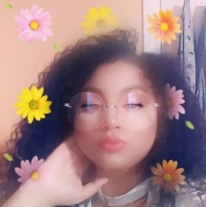 Meet your Posher, Rixie